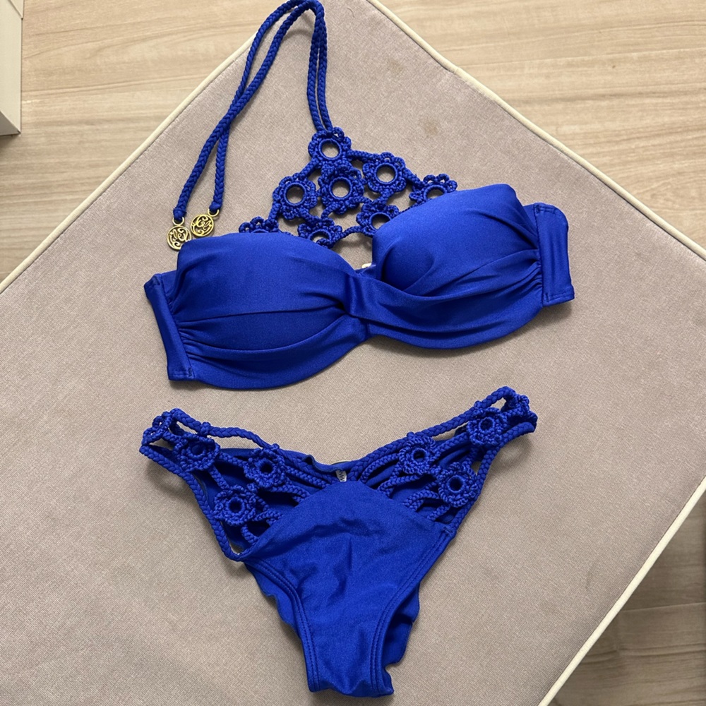 Luli Fama Set
